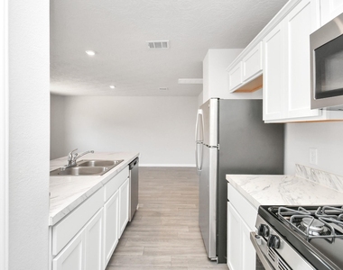 1361 Road 5102 - Photo Thumbnail 15