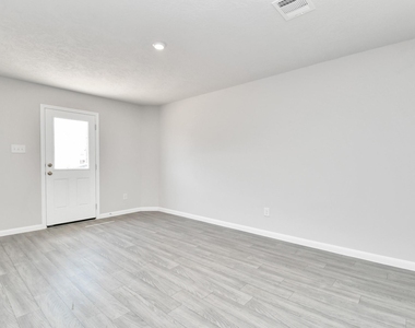 1361 Road 5102 - Photo Thumbnail 9