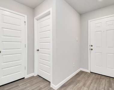 1361 Road 5102 - Photo Thumbnail 4
