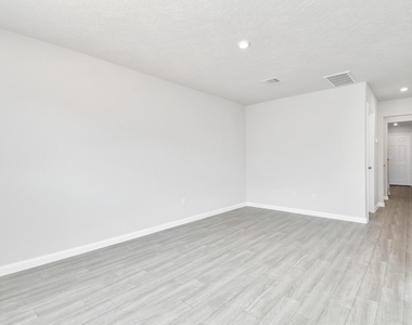 1361 Road 5102 - Photo Thumbnail 8