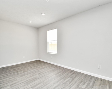 1361 Road 5102 - Photo Thumbnail 7