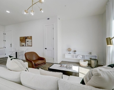 4722 Old Spanish Trail - Photo Thumbnail 5
