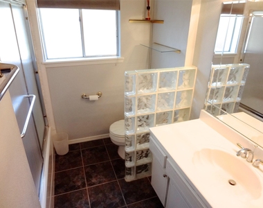 11326 Sagemeadow Lane - Photo Thumbnail 11