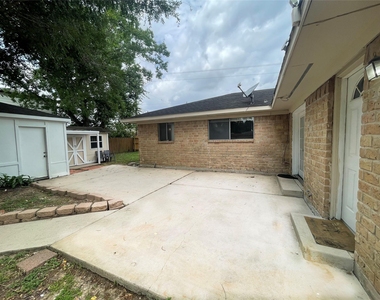 11326 Sagemeadow Lane - Photo Thumbnail 13