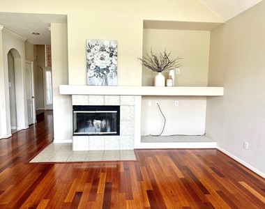 6811 Sable River Court - Photo Thumbnail 10