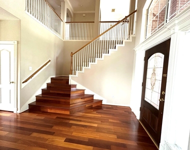 6811 Sable River Court - Photo Thumbnail 5
