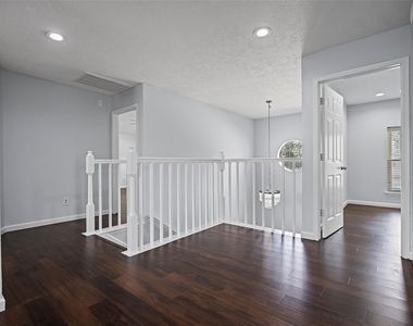 13911 Danton Falls Drive - Photo Thumbnail 17