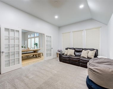 3506 Antelope Creek Lane - Photo Thumbnail 18