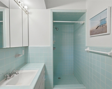 5206 Carew Street - Photo Thumbnail 9