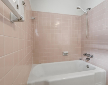 5206 Carew Street - Photo Thumbnail 12