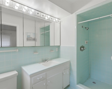 5206 Carew Street - Photo Thumbnail 10