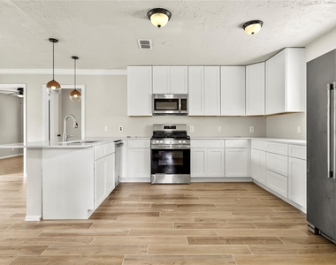11455 Spottswood Drive - Photo Thumbnail 2