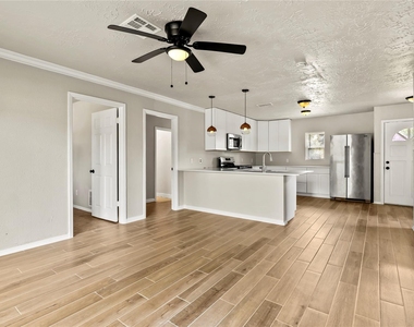 11455 Spottswood Drive - Photo Thumbnail 7