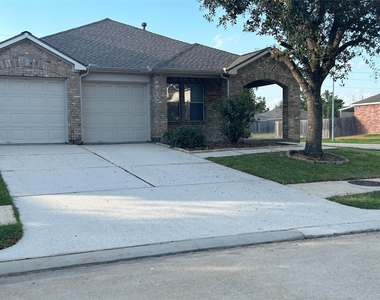 6618 Northridge Trace Lane - Photo Thumbnail 1