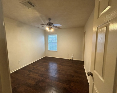 6618 Northridge Trace Lane - Photo Thumbnail 9