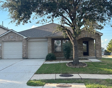6618 Northridge Trace Lane - Photo Thumbnail 3