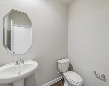 13009 Leisure Cove Drive - Photo Thumbnail 9