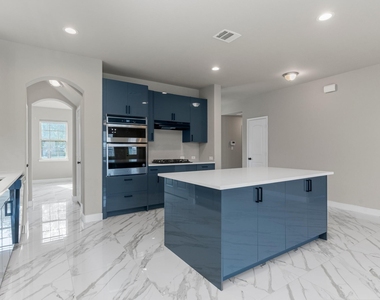 6018 Mapleton Meadow Lane - Photo Thumbnail 8