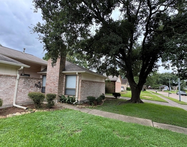 7918 Midland Forest Drive - Photo Thumbnail 6
