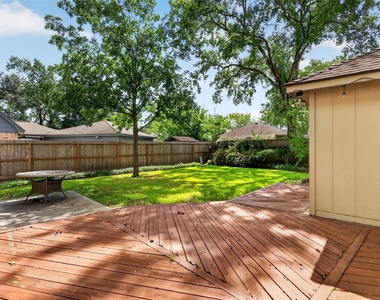 7019 Wyoma Trail - Photo Thumbnail 28