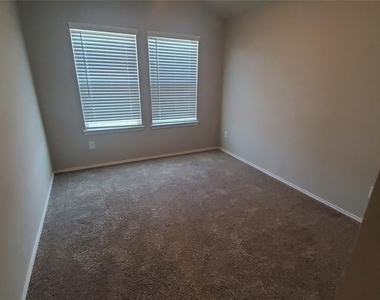 22514 Busalla Trail - Photo Thumbnail 16
