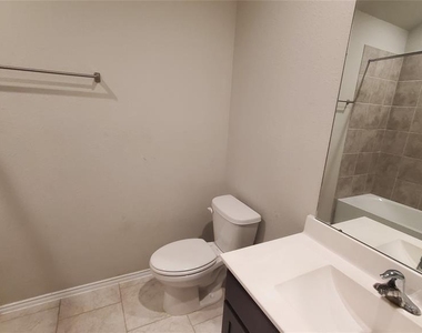 22514 Busalla Trail - Photo Thumbnail 17