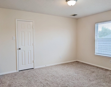 11 Carmel Chase Court - Photo Thumbnail 18