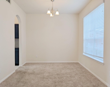 11 Carmel Chase Court - Photo Thumbnail 2