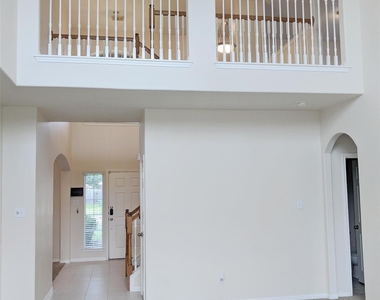 11 Carmel Chase Court - Photo Thumbnail 13