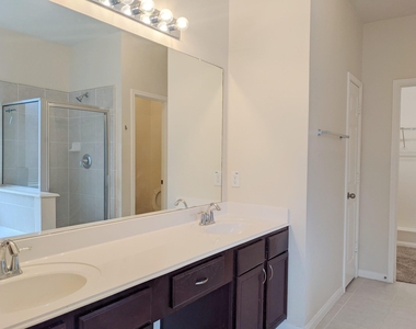 11 Carmel Chase Court - Photo Thumbnail 10