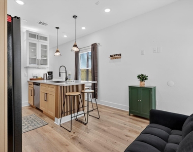 4609 Bricker Street - Photo Thumbnail 2