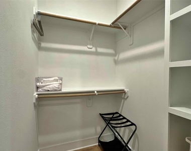 4609 Bricker Street - Photo Thumbnail 10