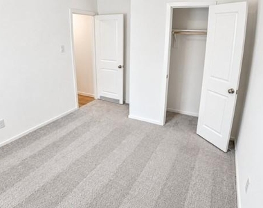 14640 S Ascot Bend Circle - Photo Thumbnail 14