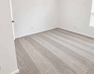 14640 S Ascot Bend Circle - Photo Thumbnail 13