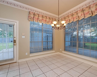 4502 Devonshire Street - Photo Thumbnail 15