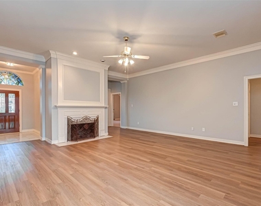 4502 Devonshire Street - Photo Thumbnail 6