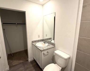 11926 Midas Lane - Photo Thumbnail 15