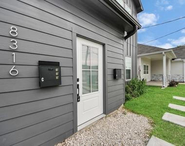8316 Corinth Street - Photo Thumbnail 1
