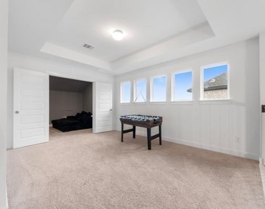 5025 Steady Breeze Drive - Photo Thumbnail 21