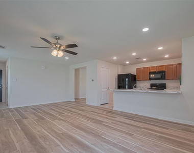20726 Westfield Grove Place - Photo Thumbnail 7