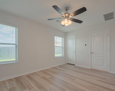 20726 Westfield Grove Place - Photo Thumbnail 16
