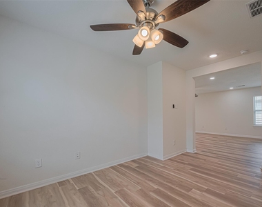 20726 Westfield Grove Place - Photo Thumbnail 24