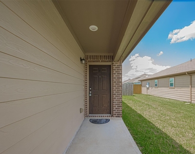20726 Westfield Grove Place - Photo Thumbnail 2