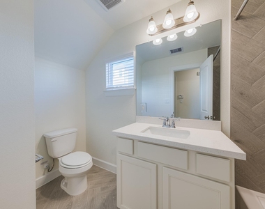 1920 Honey Mound Dr Drive - Photo Thumbnail 4