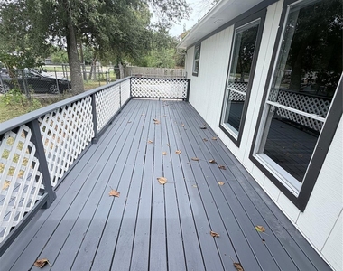 3421 Colorado Avenue - Photo Thumbnail 7