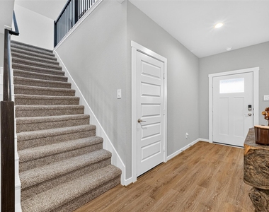 13528 Bonita Island Way - Photo Thumbnail 2