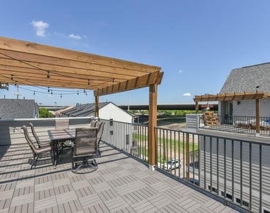 710 Schwartz Street - Photo Thumbnail 4