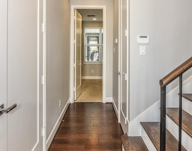 710 Schwartz Street - Photo Thumbnail 3
