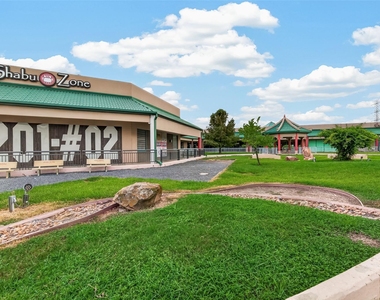 11434 Sharpview Drive - Photo Thumbnail 10