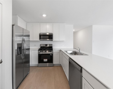 9110 Golden Dorado Lane - Photo Thumbnail 8